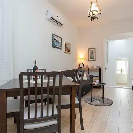 Apartman Kuca Za Odmor Isabella *