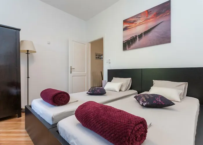 Kuca Za Odmor Isabella Apartament