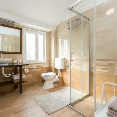 Kuca Za Odmor Isabella *